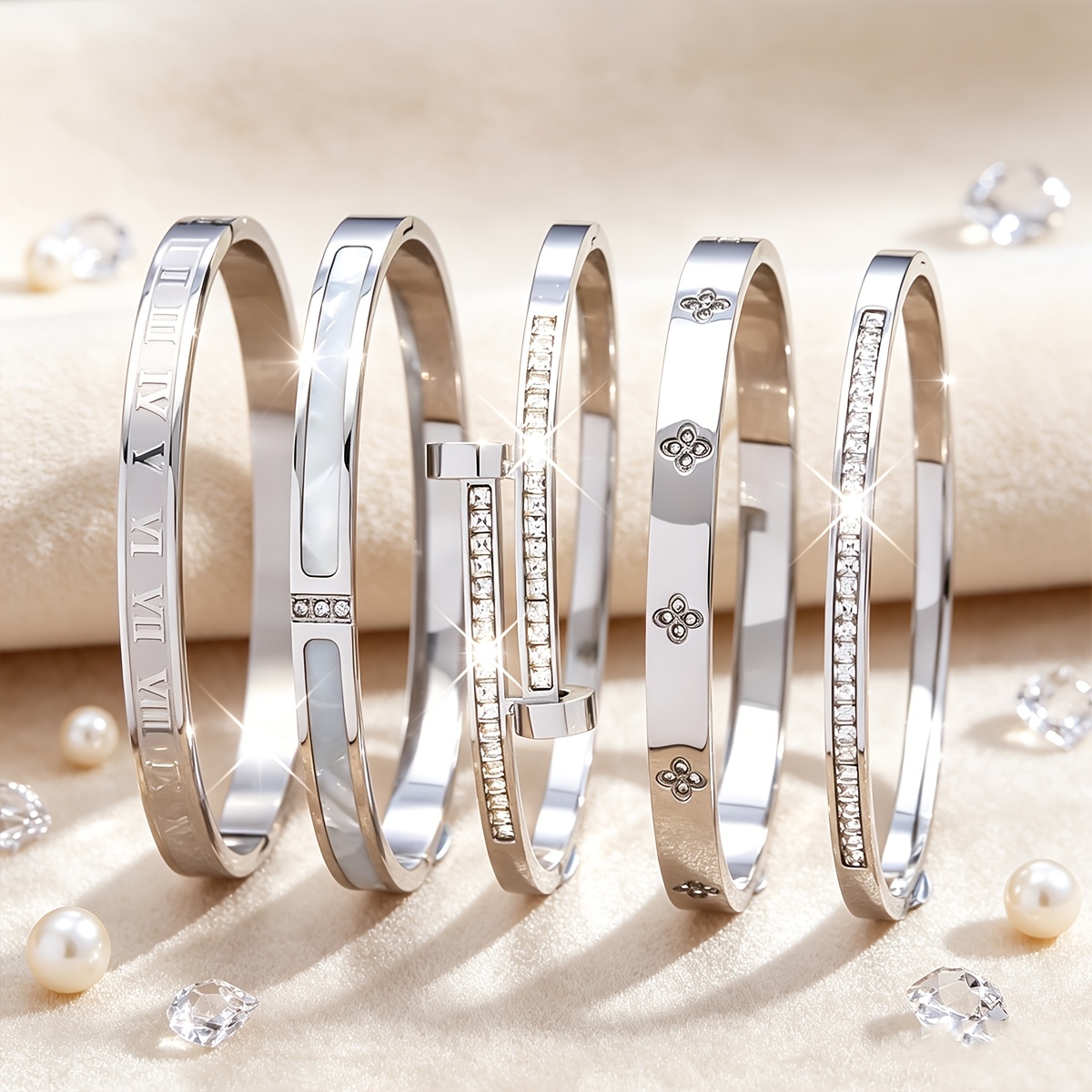 Stainless Steel Design Buckle Bracelet, Compact & Durable